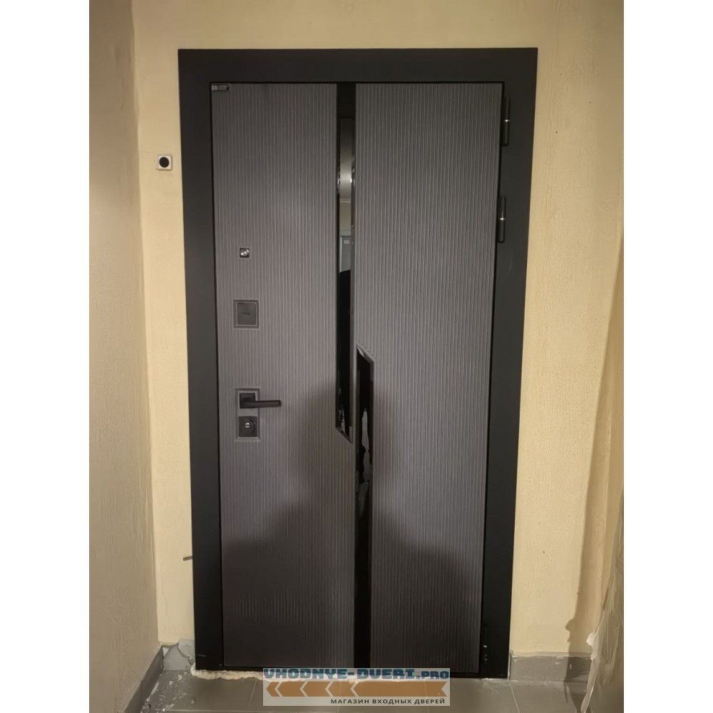 Входная дверь CARBON стекло черное фацет ФЛС-570 Белый софт